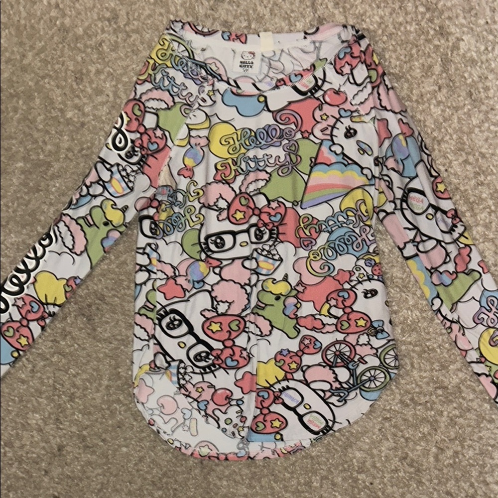 Hello Kitty Graphic Print Long Sleeve Top